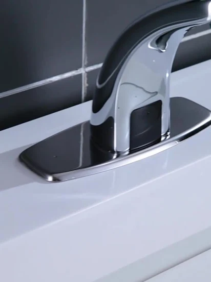 Grifo con sensor de mezclador de baño con sentido inteligente inteligente automático AC/DC